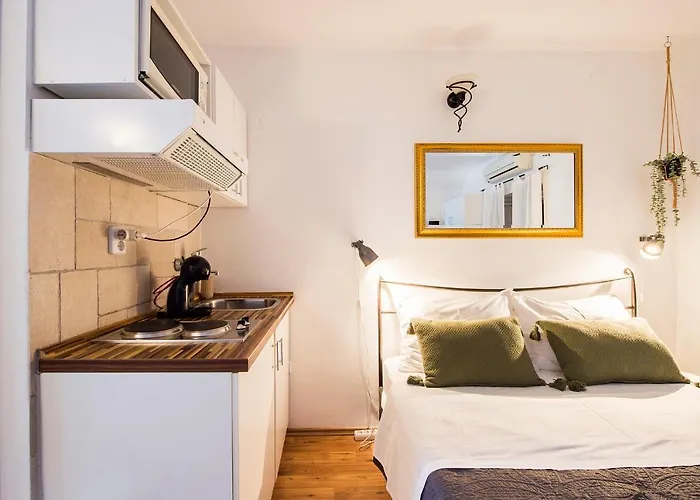 Apartments Leticia