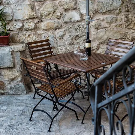 Apartments Leticia Split Exterior photo